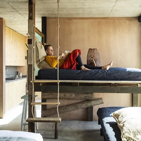 Noah Surf House Portugal * Santa Cruz (Oeste)