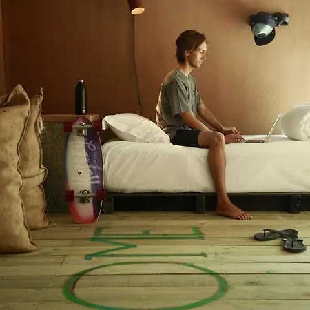 Hotel Noah Surf House Portugal *
